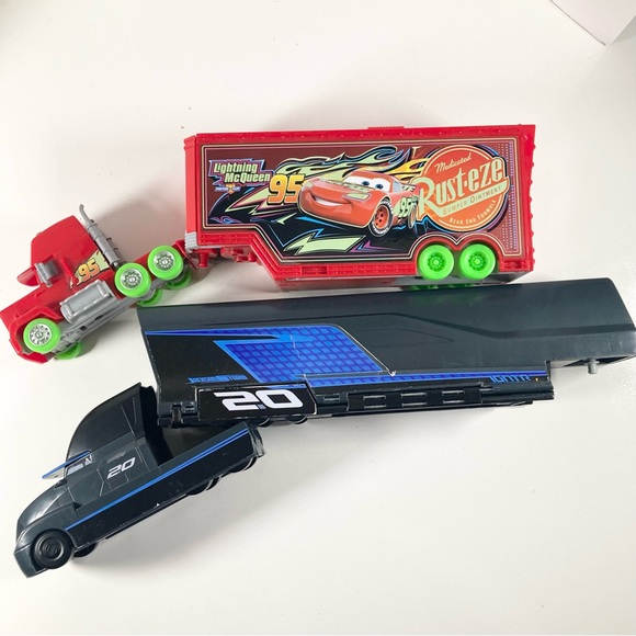 Disney Cars Haulers Lot - Jackson Storm Gale Beaufort and McQueen Mack Hauler - Picture 4 of 16